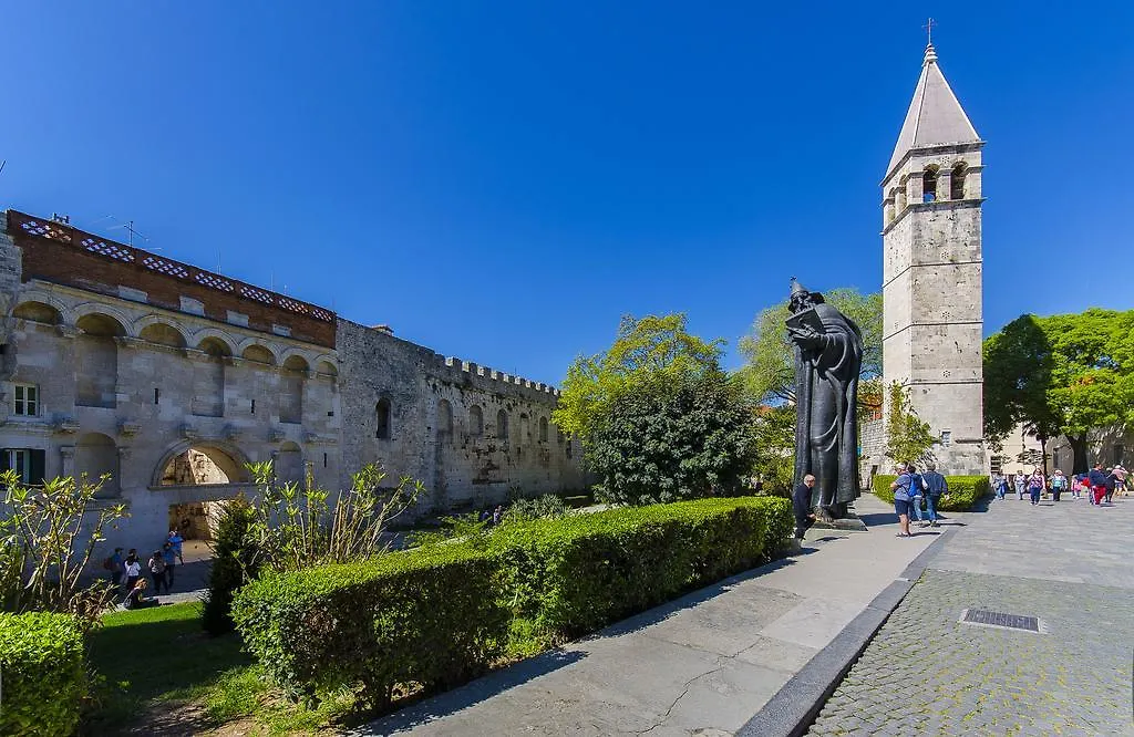 Wild Rose Hotel Split 3*,  Croatia