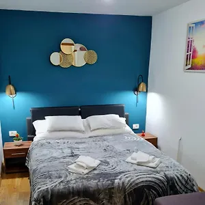 Guest house Inchy - In The Center Of Diocletian's Palace
